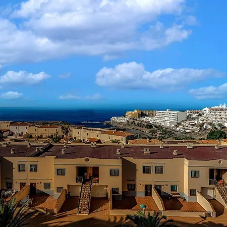 Ocean View 2bdr. Triplex