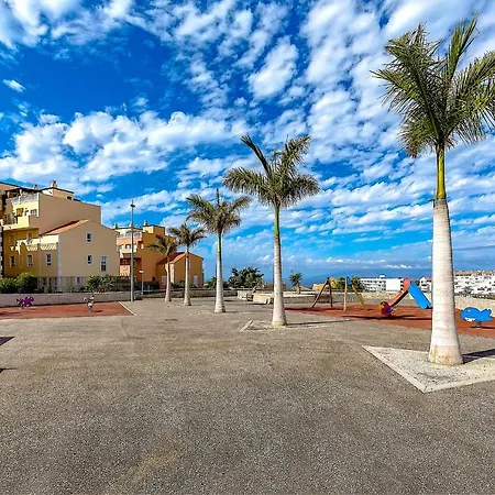 Ocean View 2bdr. Triplex Apartment Callao Salvaje