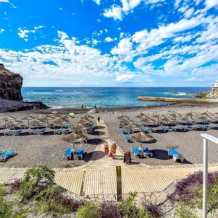 Ocean View 2bdr. Triplex 公寓